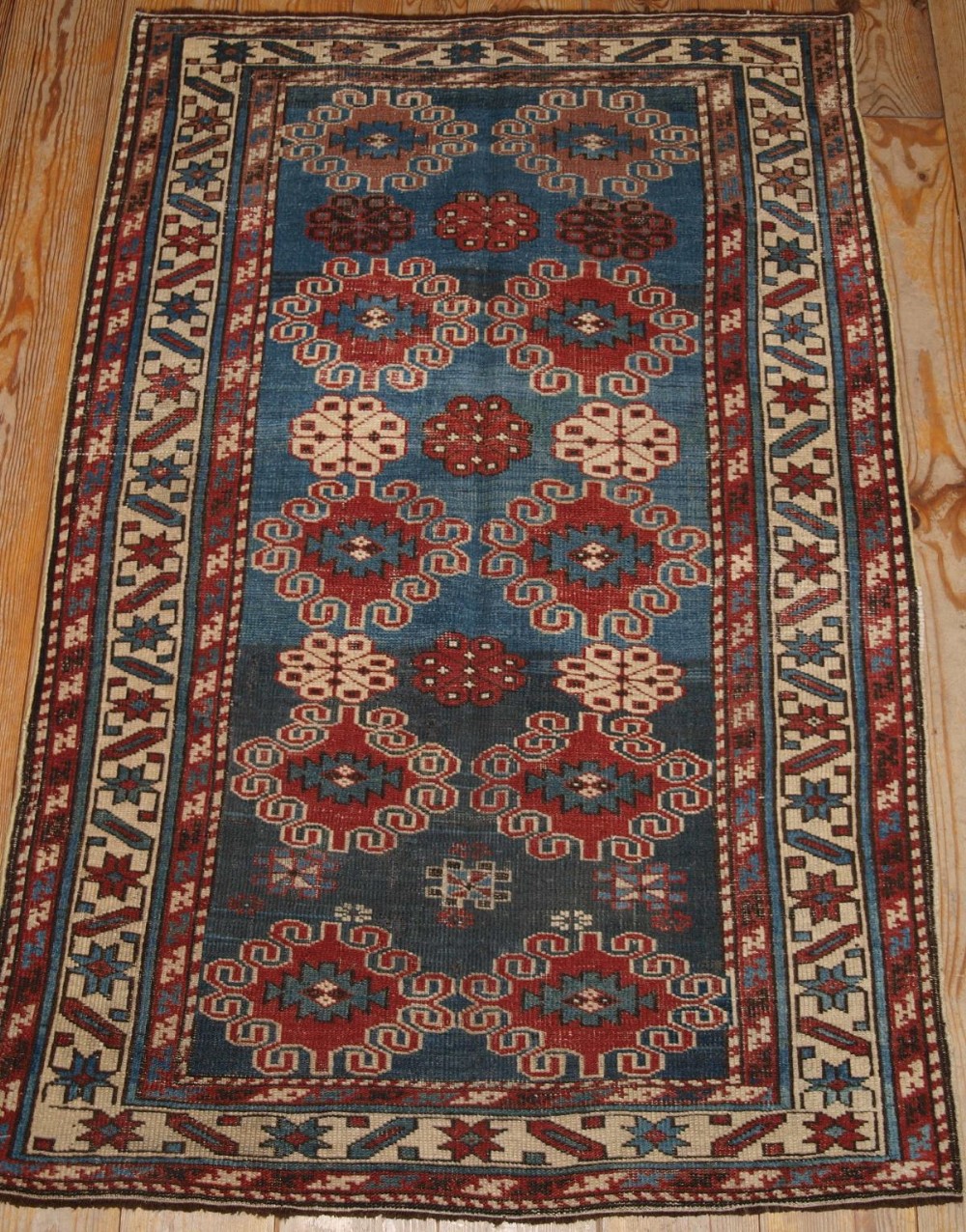 ANTIQUE CAUCASIAN SHIRVAN RUG, SMALL SIZE, BLUE GROUND, LATE 19TH CENT