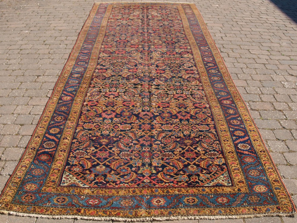 ANTIQUE BIJAR KELLEH CARPET, HERATI DESIGN, SUPERB COLOUR, CIRCA 1890.