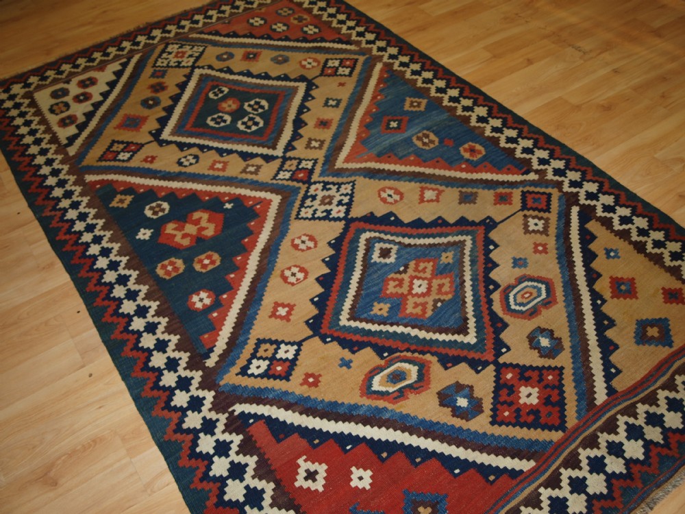 SUPERB SOUTH WEST PERSIAN QASHQAI KILIM, BOLD DESIGN AND GREAT COLOURS, CIRCA 1900.