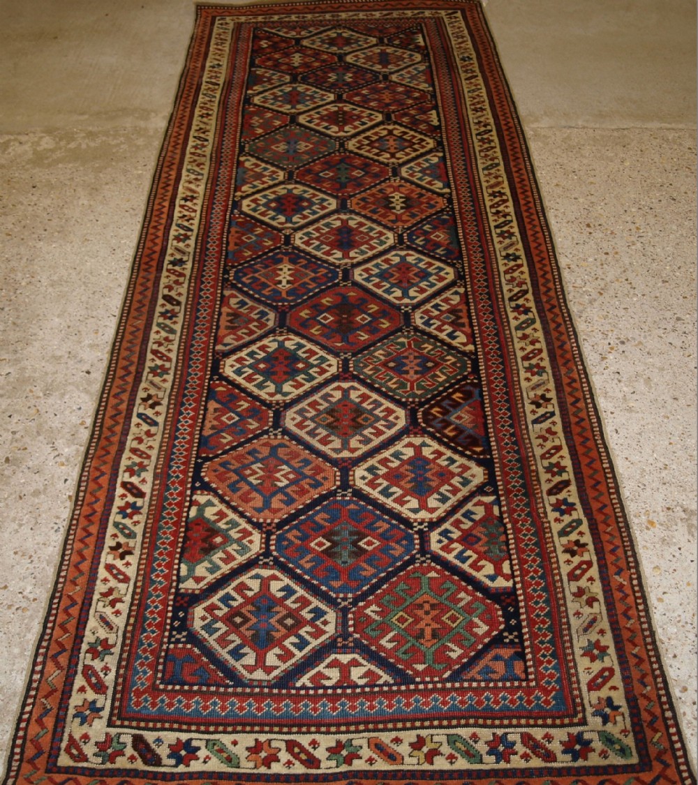 OUTSTANDING ANTIQUE CAUCASIAN SHIRVAN RUNNER, FINE WEAVE, SUPERB COLOURS. CIRCA 1890.