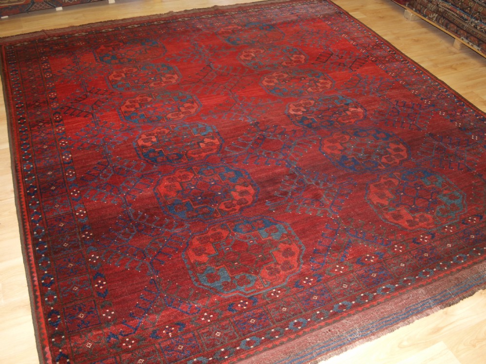 ANTIQUE ERSARI TURKMEN MAIN CARPET, SMALL SQUARE SIZE, OUTSTANDING COLOUR, CIRCA 1870.