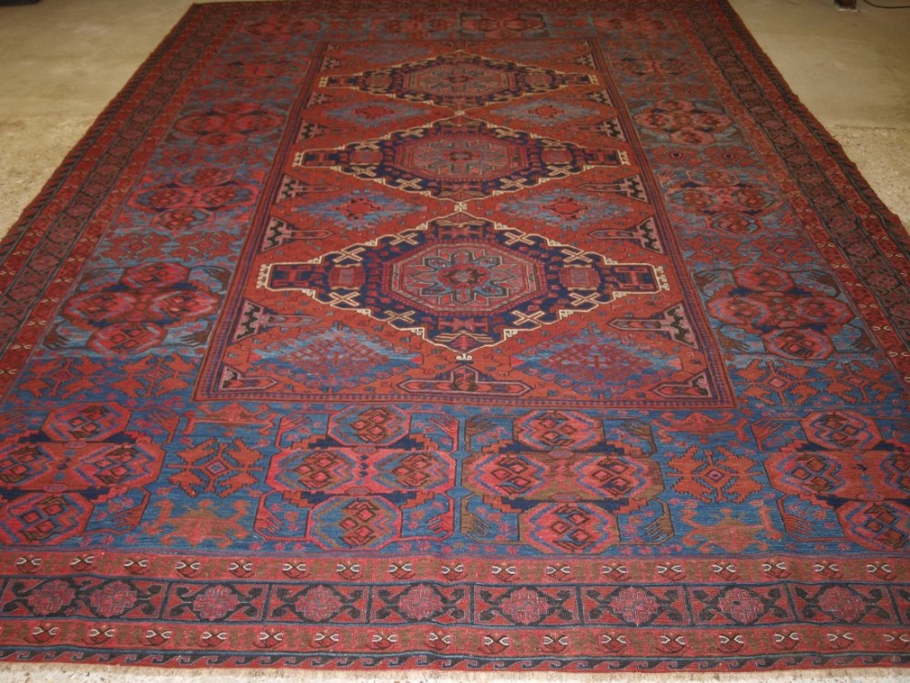 ANTIQUE CAUCASIAN DERBENT REGION SOUMAK OF LARGE SIZE, SUPERB COLOUR AND CONDITION, CIRCA 1900.