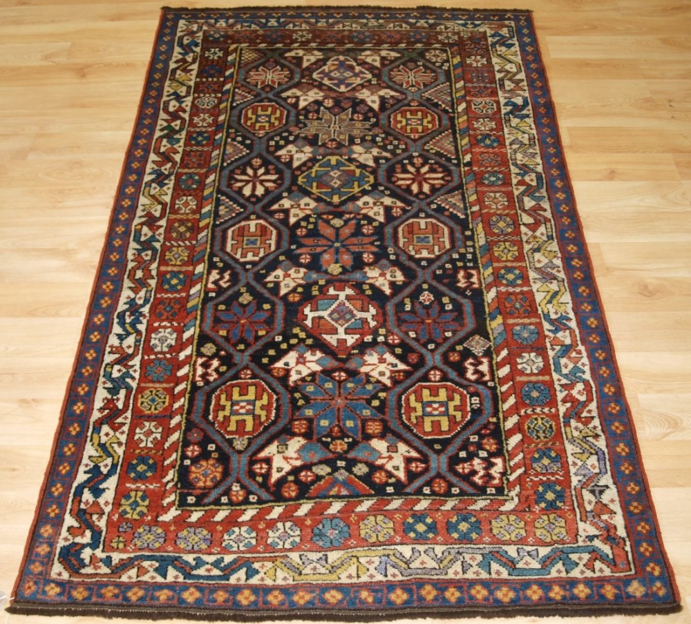 ANTIQUE SOUTH WEST PERSIAN RUG BY THE LURI TRIBE, OUTSTANDING DESIGN AND QUALITY, LATE 19TH CENTURY.