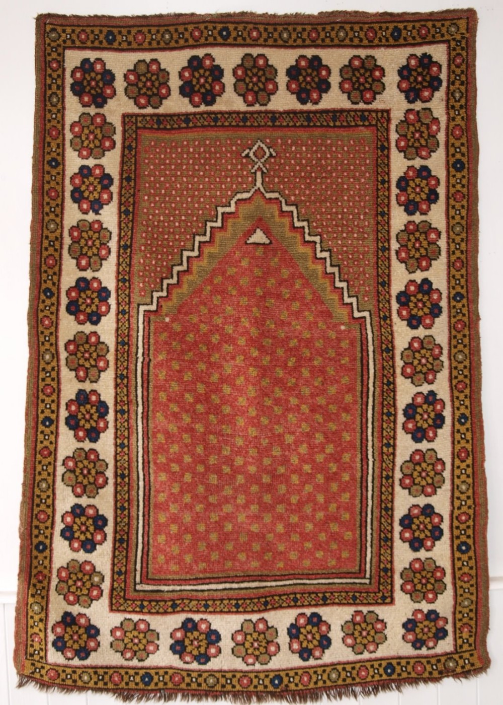 ANTIQUE TURKISH MANASTIR PRAYER RUG, MINIMALISTIC DESIGN WITH SOFT COLOURS, CIRCA 1900.