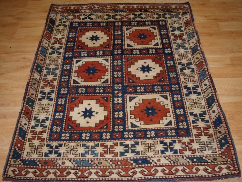 OLD TURKISH BERGAMA RUG OF SMALL SIZE, COMPARTMENT DESIGN, CIRCA 1920/30.