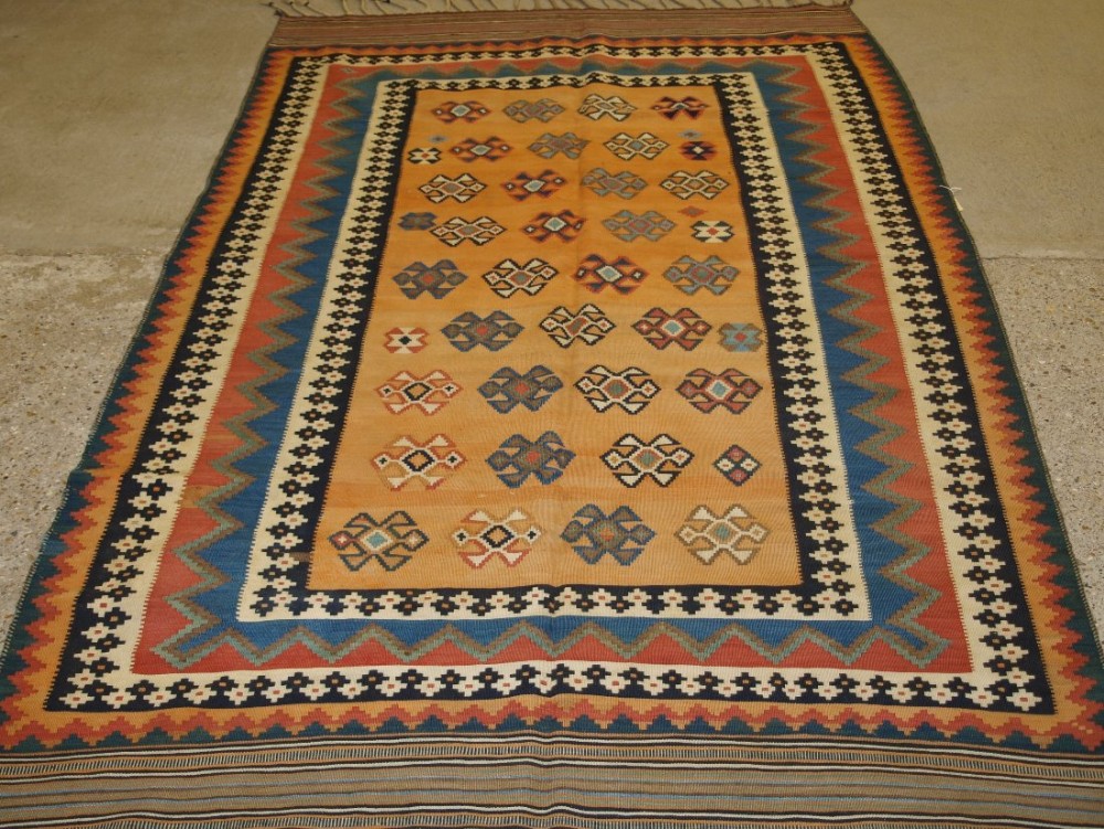 ANTIQUE SOUTH WEST PERSIAN QASHQAI KILIM, WITH SUPERB DESIGN & COLOUR, CIRCA 1900