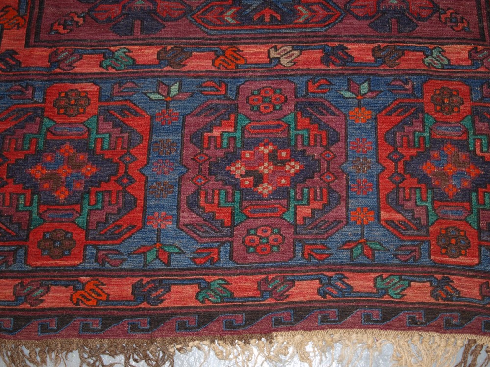 OLD CAUCASIAN SOUMAK CARPET, EXCELLENT CONDITION, GOOD COLOUR, CIRCA 1920. View XI