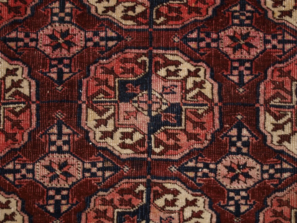 ANTIQUE TEKKE TURKMEN CARPET OF UNUSUAL LARGE SIZE, GOOD COLOUR, CIRCA 1900. View IX