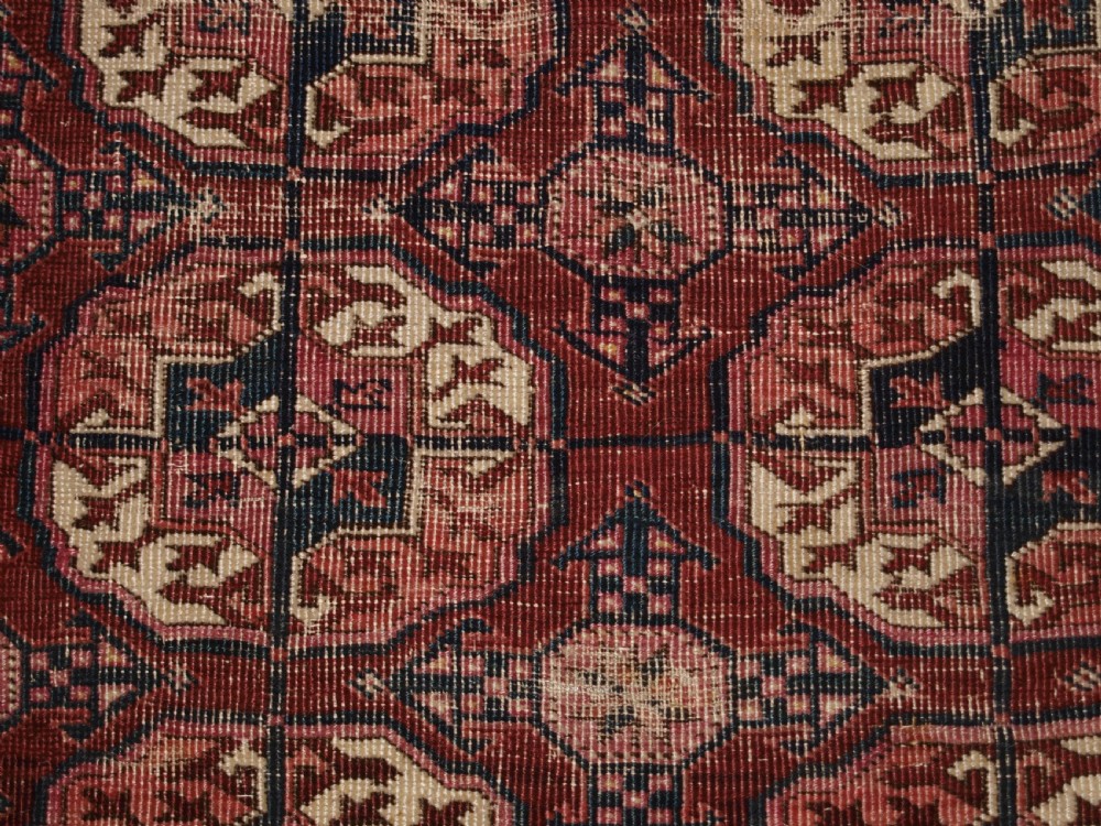 ANTIQUE TEKKE TURKMEN CARPET OF UNUSUAL LARGE SIZE, GOOD COLOUR, CIRCA 1900. View XIII