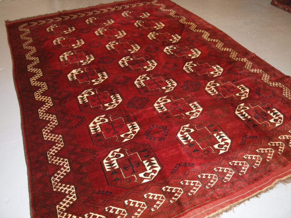 ANTIQUE AFGHAN KIZIL AYAK VILLAGE CARPET WITH SUPERB WOOL AND COLOUR, CIRCA 1900.