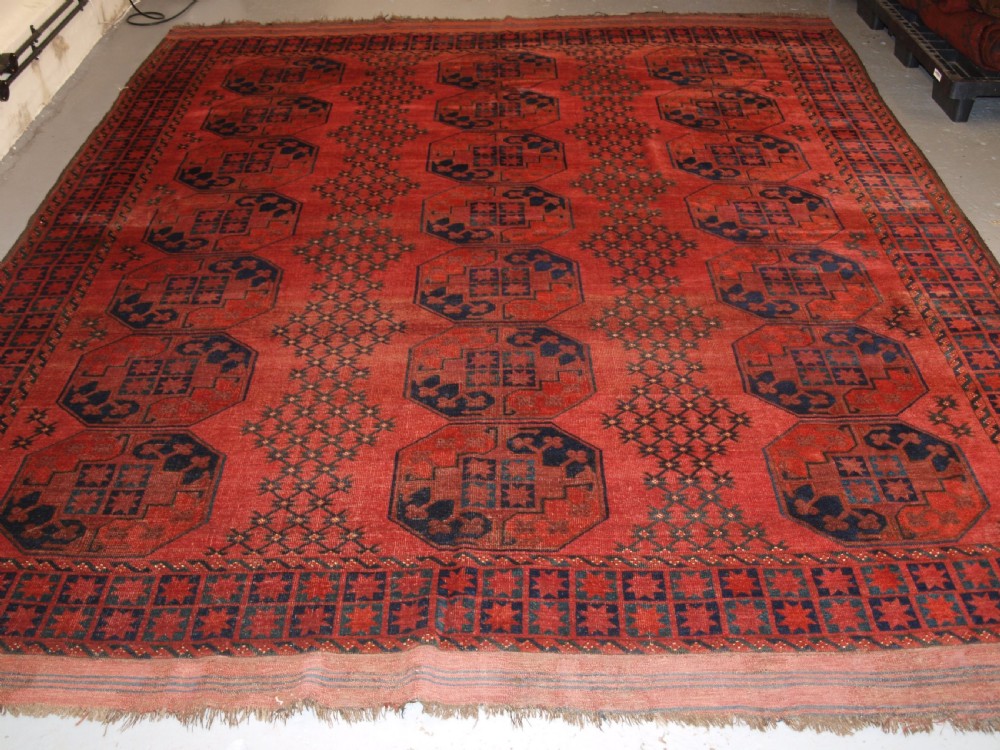 ANTIQUE AFGHAN ERSARI TURKMEN MAIN CARPET OF OUTSTANDING DESIGN AND COLOUR, 2ND HALF 19TH CENTURY. View II