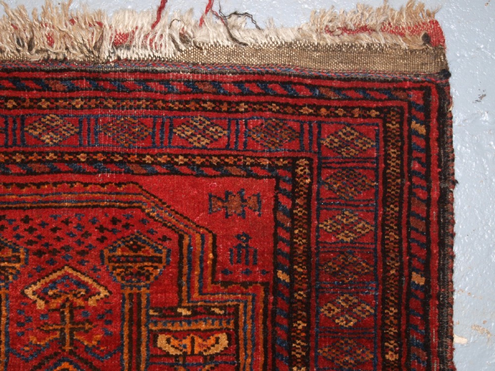 OLD AFGHAN SADDLE BAG WITH INTERESTING DESIGN, PLAIN WEAVE BACK, CIRCA 1920. View III