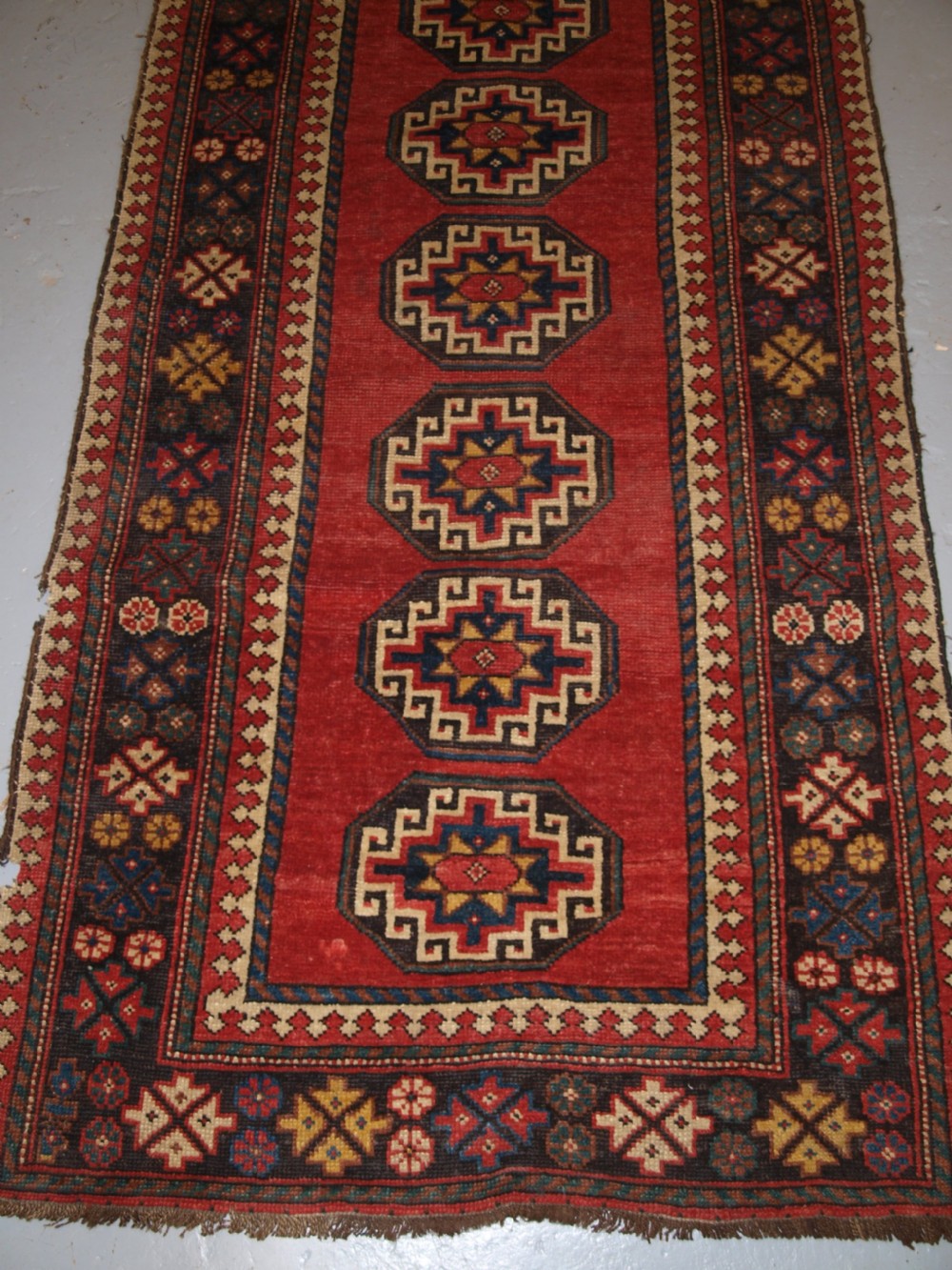 ANTIQUE PERSIAN KELARDASHT RUNNER OF CLASSIC DESIGN, CIRCA 1900. View V