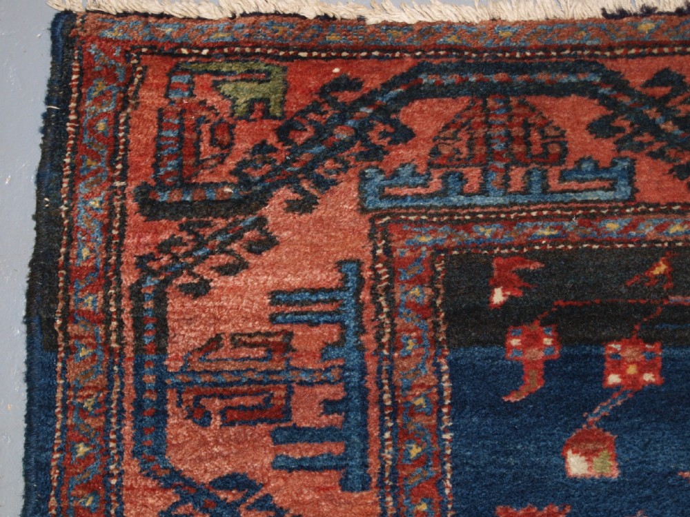 OLD NORTH WEST PERSIAN HAMADAN VILLAGE RUG WITH UNUSUAL DESIGN, BALUCH BORDER, CIRCA 1920. View V