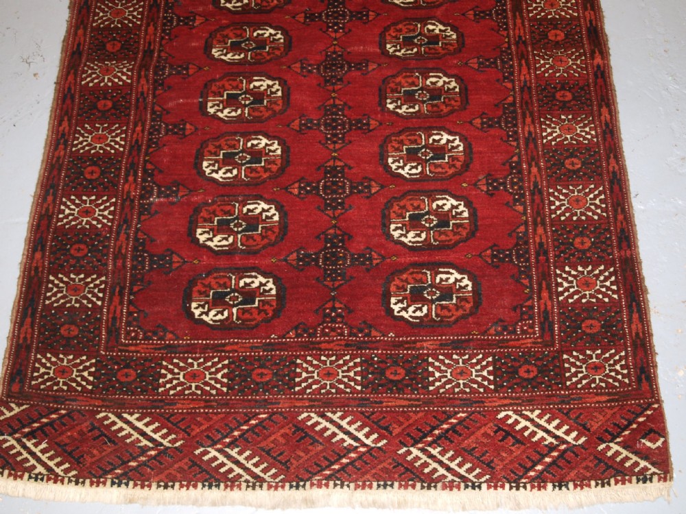 OLD AFGHAN RUG OF SMALL SIZE WITH TEKKE TURKMEN DESIGN, HARD WEARING, CIRCA 1920. View IV