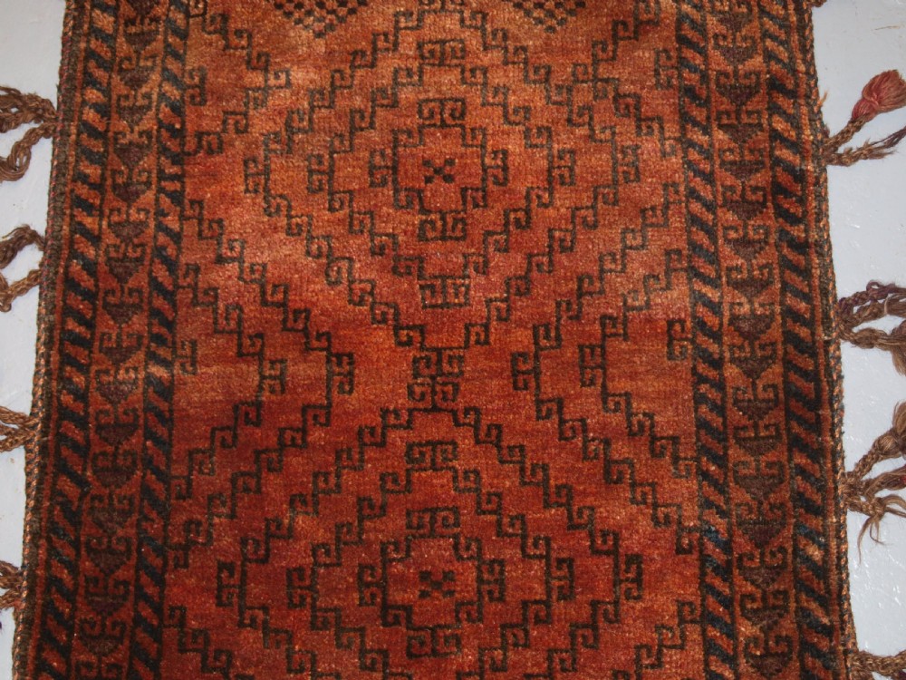 OLD AFGHAN BALUCH BALISHT GRAIN BAG, STRIPPED PLAIN WEAVE BACK, CIRCA 1920. View III