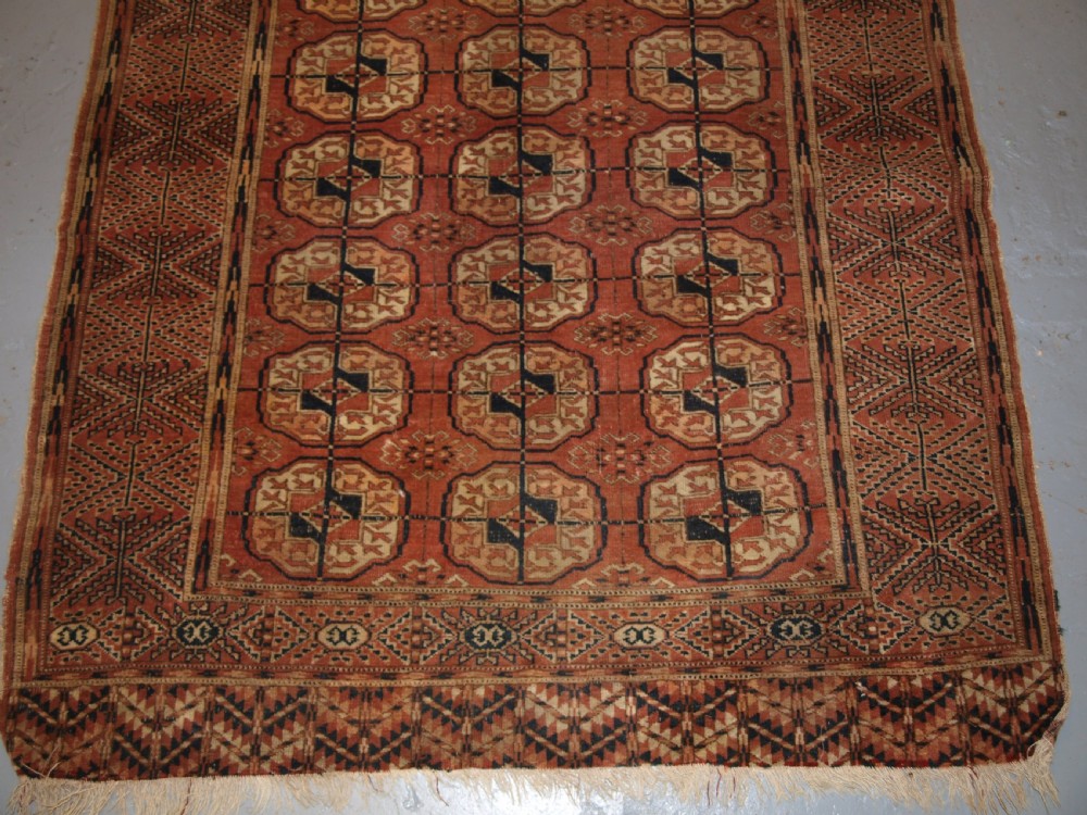 ANTIQUE TEKKE TURKMEN DOWRY RUG OF SMALL SIZE, LATE 19TH CENTURY. View III