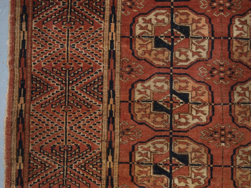 ANTIQUE TEKKE TURKMEN DOWRY RUG OF SMALL SIZE, LATE 19TH CENTURY. View V