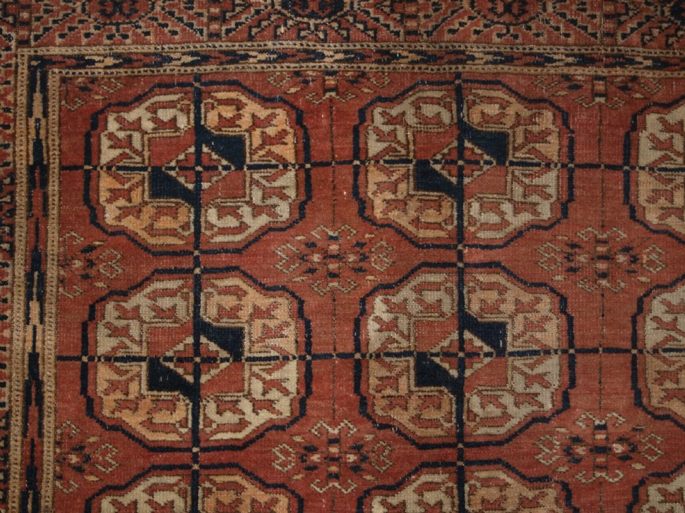 ANTIQUE TEKKE TURKMEN DOWRY RUG OF SMALL SIZE, LATE 19TH CENTURY. View VIII