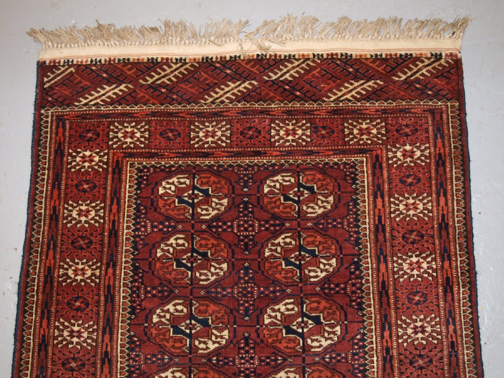OLD TEKKE TURKMEN RUG OF VERY SMALL SIZE, EXCELLENT CONDITION, CIRCA 1900/20. View II