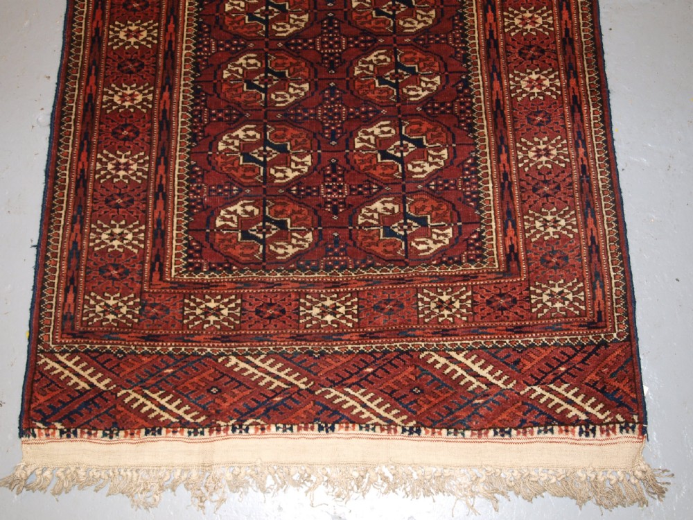 OLD TEKKE TURKMEN RUG OF VERY SMALL SIZE, EXCELLENT CONDITION, CIRCA 1900/20. View III