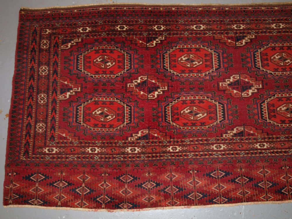 ANTIQUE TEKKE TURKMEN CHUVAL WITH SALOR GULS, VERY FINE WEAVE, CIRCA 1880. View II