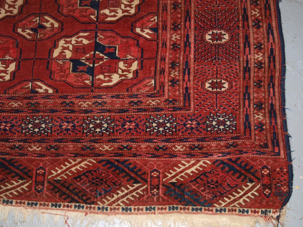 ANTIQUE TEKKE TURKMEN MAIN CARPET, GOOD COLOUR, INTERESTING GULS, LATE 19TH CENTURY. View IX