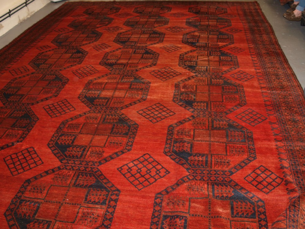ANTIQUE AFGHAN SULAYMAN ERSARI CARPET OF VERY LARGE SIZE WITH EXCEPTIONAL COLOUR, CIRCA 1900. View II