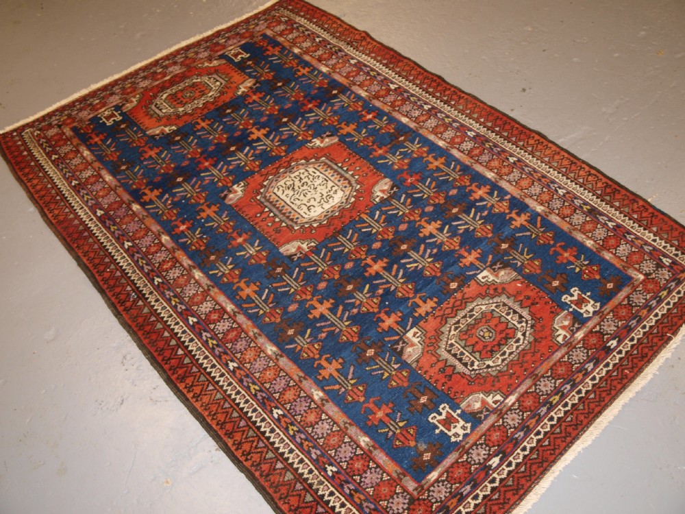 OLD KURDISH RUG, UNUSUAL DESIGN, LARGE INSCRIPTION WITH DATE, CIRCA 1900/20. View II