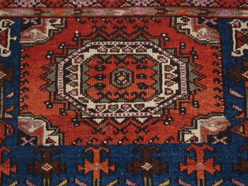 OLD KURDISH RUG, UNUSUAL DESIGN, LARGE INSCRIPTION WITH DATE, CIRCA 1900/20. View VIII