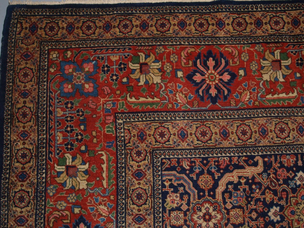 ANTIQUE PERSIAN TABRIZ CARPET, ELEGANT TRADITIONAL DESIGN, SIGNED BY THE MAKER, CIRCA 1900. View II