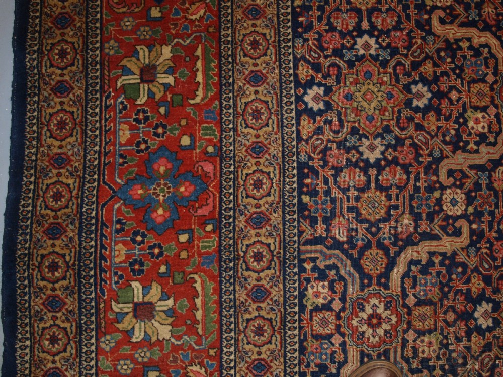ANTIQUE PERSIAN TABRIZ CARPET, ELEGANT TRADITIONAL DESIGN, SIGNED BY THE MAKER, CIRCA 1900. View III