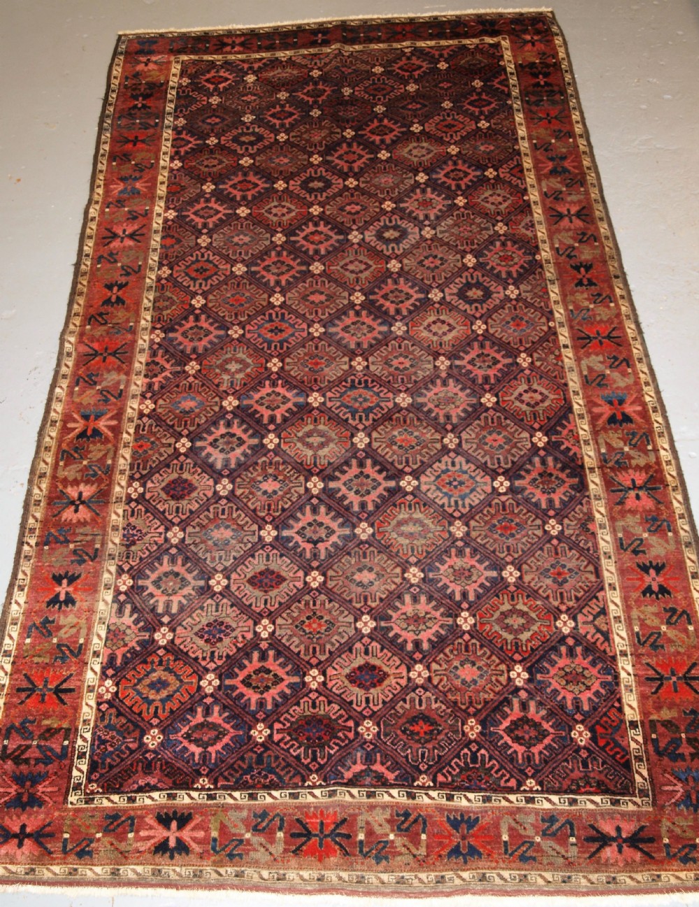 ANTIQUE BALUCH RUG WITH SNOW FLAKE LATTICE DESIGN, WESTERN AFGHANISTAN, LATE 19TH CENTURY. View II