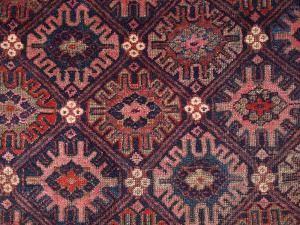 ANTIQUE BALUCH RUG WITH SNOW FLAKE LATTICE DESIGN, WESTERN AFGHANISTAN, LATE 19TH CENTURY. View VIII