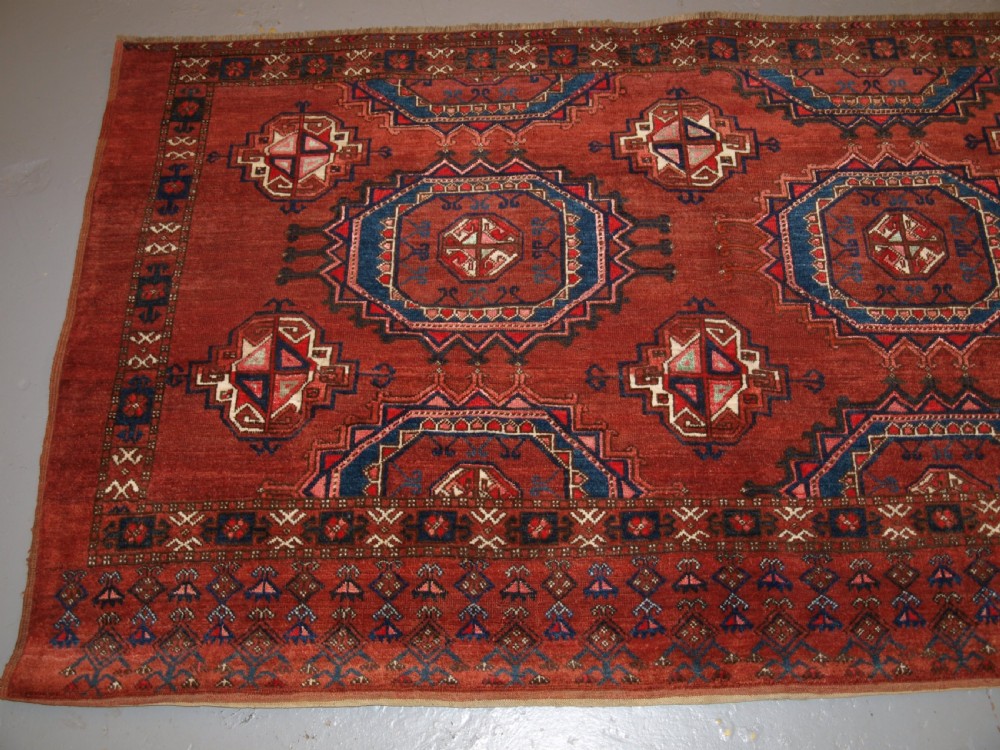 ANTIQUE ERSARI TURKMEN CHUVAL OF LARGE SIZE, UNUSUAL DESIGN WITH SILK HIGH LIGHTS, LATE 19TH CENTURY. (1 of pair). View II