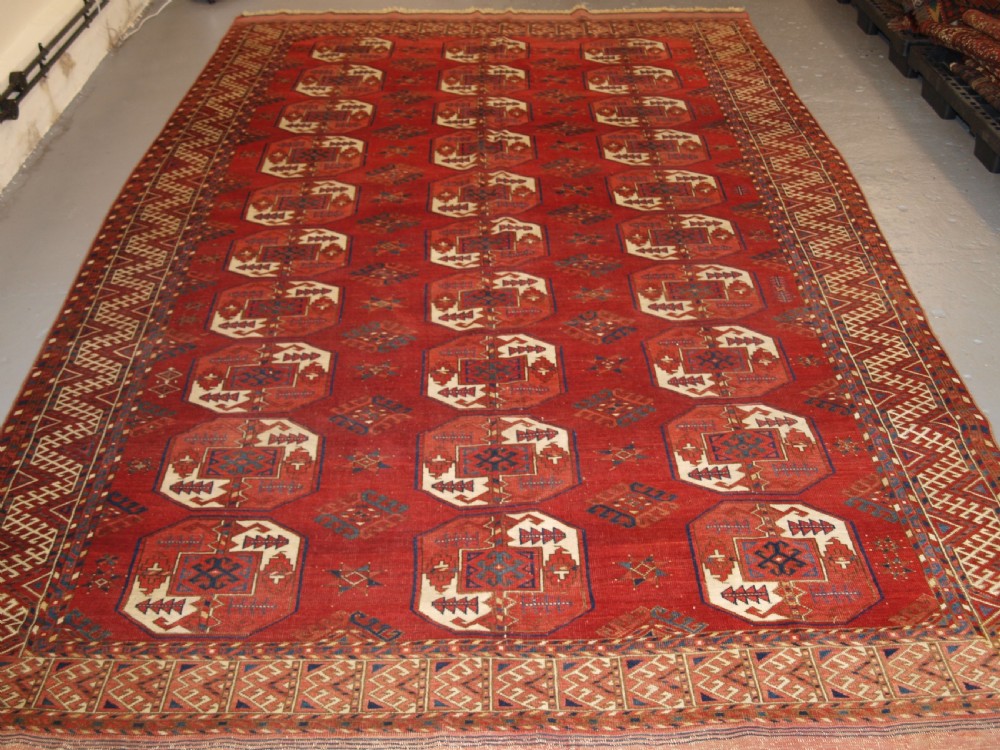 ANTIQUE ERSARI KIZIL AYAK TURKMEN MAIN CARPET, SUPERB COLOUR AND CONDITION, LATE 19TH CENTURY. View II