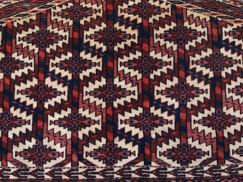 ANTIQUE YOMUT TURKMEN ASMALYK, FULL PILE WITH TASSELS, CIRCA 1900. View VI