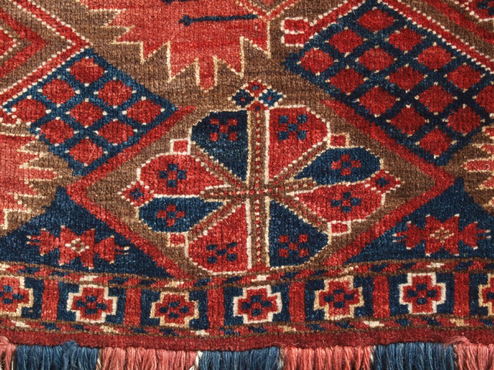 ANTIQUE ERSARI BESHIR TURKMEN TORBA, CLASSIC DESIGN, GREAT COLOUR, LATE 19TH CENTURY. View VIII