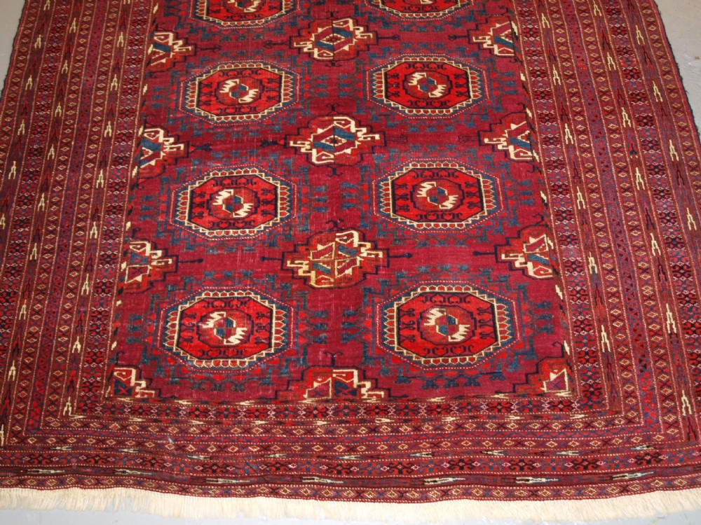 ANTIQUE TEKKE OR SARYK TURKMEN RUG, COCHINEAL DYES, BEAUTIFUL COLOURS, CIRCA 1890. View VII
