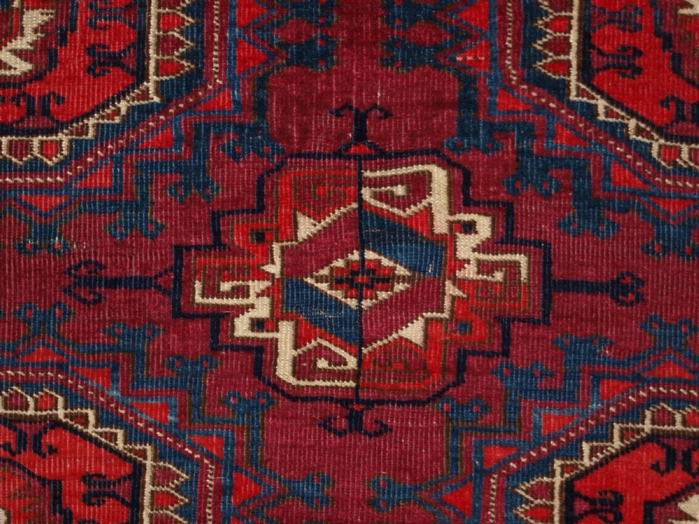 ANTIQUE TEKKE OR SARYK TURKMEN RUG, COCHINEAL DYES, BEAUTIFUL COLOURS, CIRCA 1890. View IX