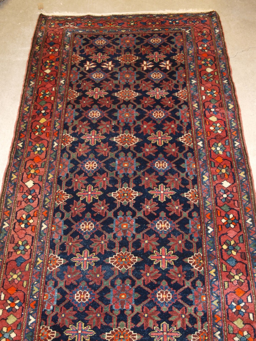 OLD PERSIAN HAMADAN REGION RUNNER, OVER 17 FEET LONG, MINA KHANI DESIGN, HARD WEARING, CIRCA 1920 View IV