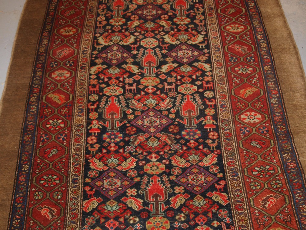 ANTIQUE SARAB LONG RUG, SUPERB DESIGN AND COLOUR, CIRCA 1900. View VII