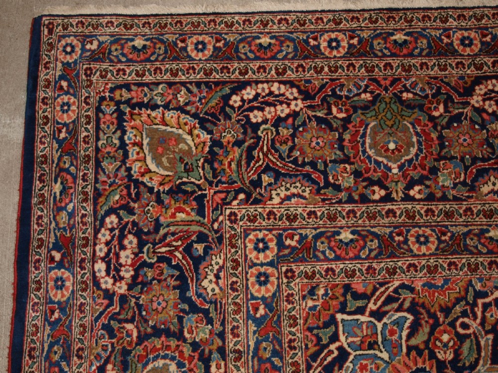ANTIQUE KASHAN CARPET, OUTSTANDING EXAMPLE WITH EXCELLENT DESIGN & COLOUR, CIRCA 1900 View II