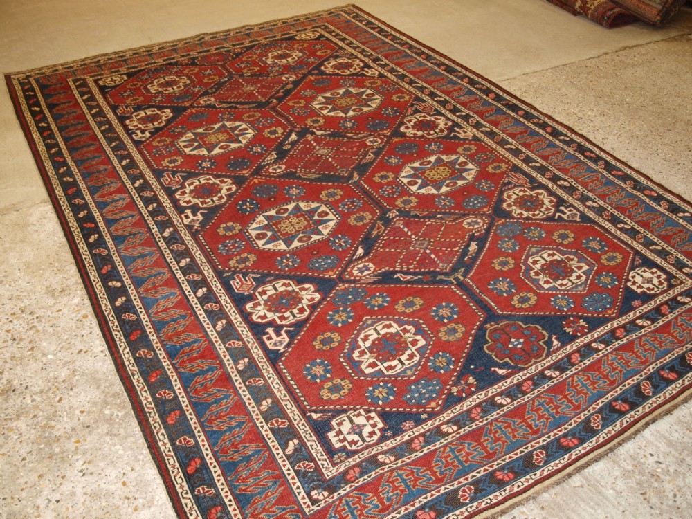 ANTIQUE CAUCASIAN KHILA RUG, BAKU REGION, OUTSTANDING EXAMPLE OF TYPE, LATE 19TH CENTURY.