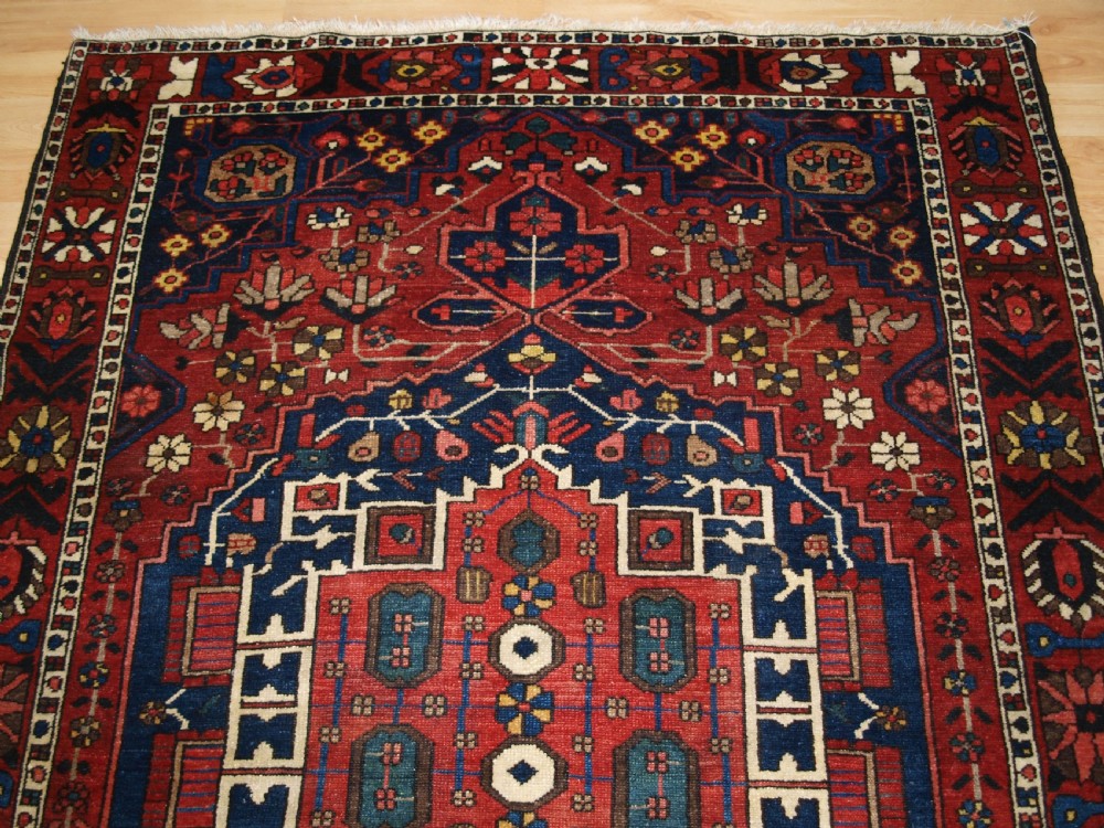 OLD PERSIAN BAKHTIARI VILLAGE RUG, SUPERB COLOURS AND CONDITION, CIRCA 1920. View V
