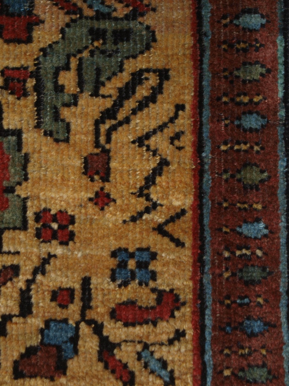 ANTIQUE FARAGHAN VILLAGE CARPET WITH OUTSTANDING COLOUR, CIRCA 1880. View XI
