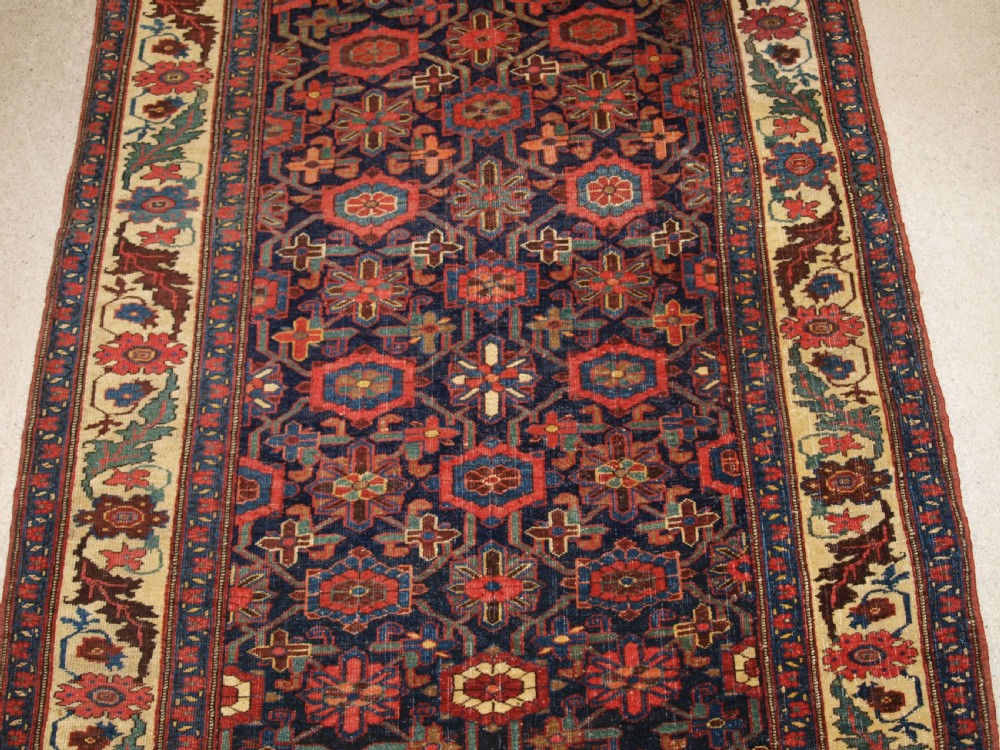 ANTIQUE BIJAR RUNNER WITH MINA KHANI DESIGN, BEAUTIFUL BORDER, CIRCA 1880. View III