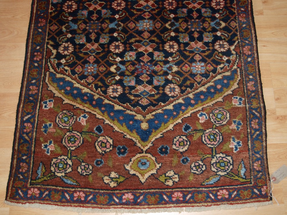 OLD NORTH WEST PERSIAN HAMADAN VILLAGE RUG OF SMALL SIZE, CIRCA 1920. View IV