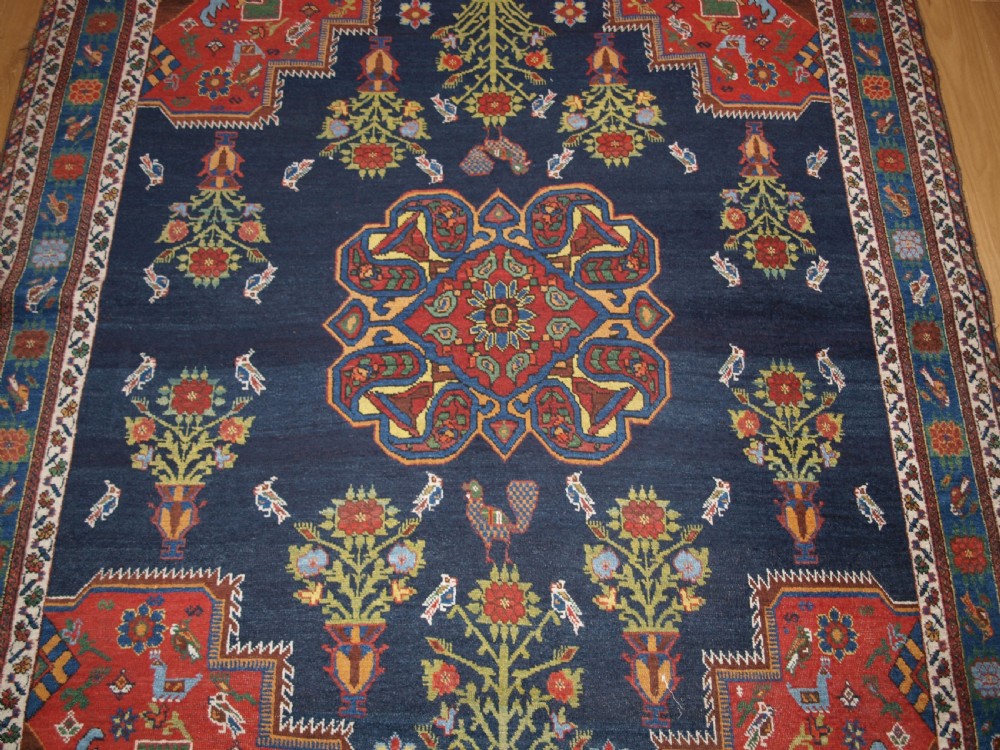ANTIQUE PERSIAN AFSHAR RUG WITH VASE DESIGN, BIRDS AND FLOWERS, CIRCA 1900/20. View V