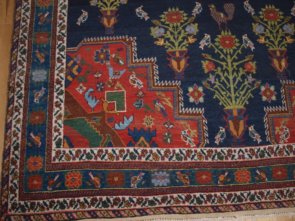 ANTIQUE PERSIAN AFSHAR RUG WITH VASE DESIGN, BIRDS AND FLOWERS, CIRCA 1900/20. View XIV
